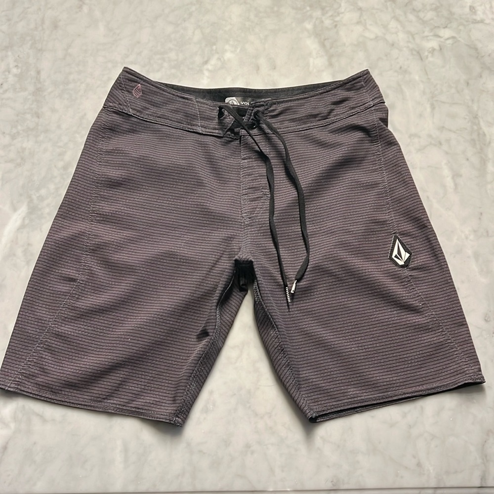 Volcom board shorts. 28. Grey Black stripe